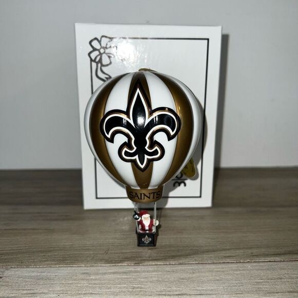 New Orleans Saints 2007 Danbury Mint Victory Balloon Christmas Ornament Original - Picture 1 of 7